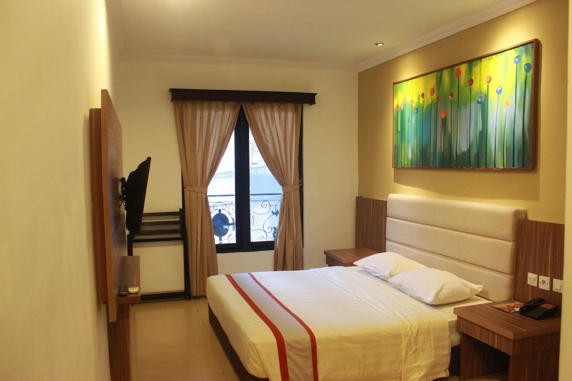The Grand Palace Hotel Yogyakarta Extérieur photo