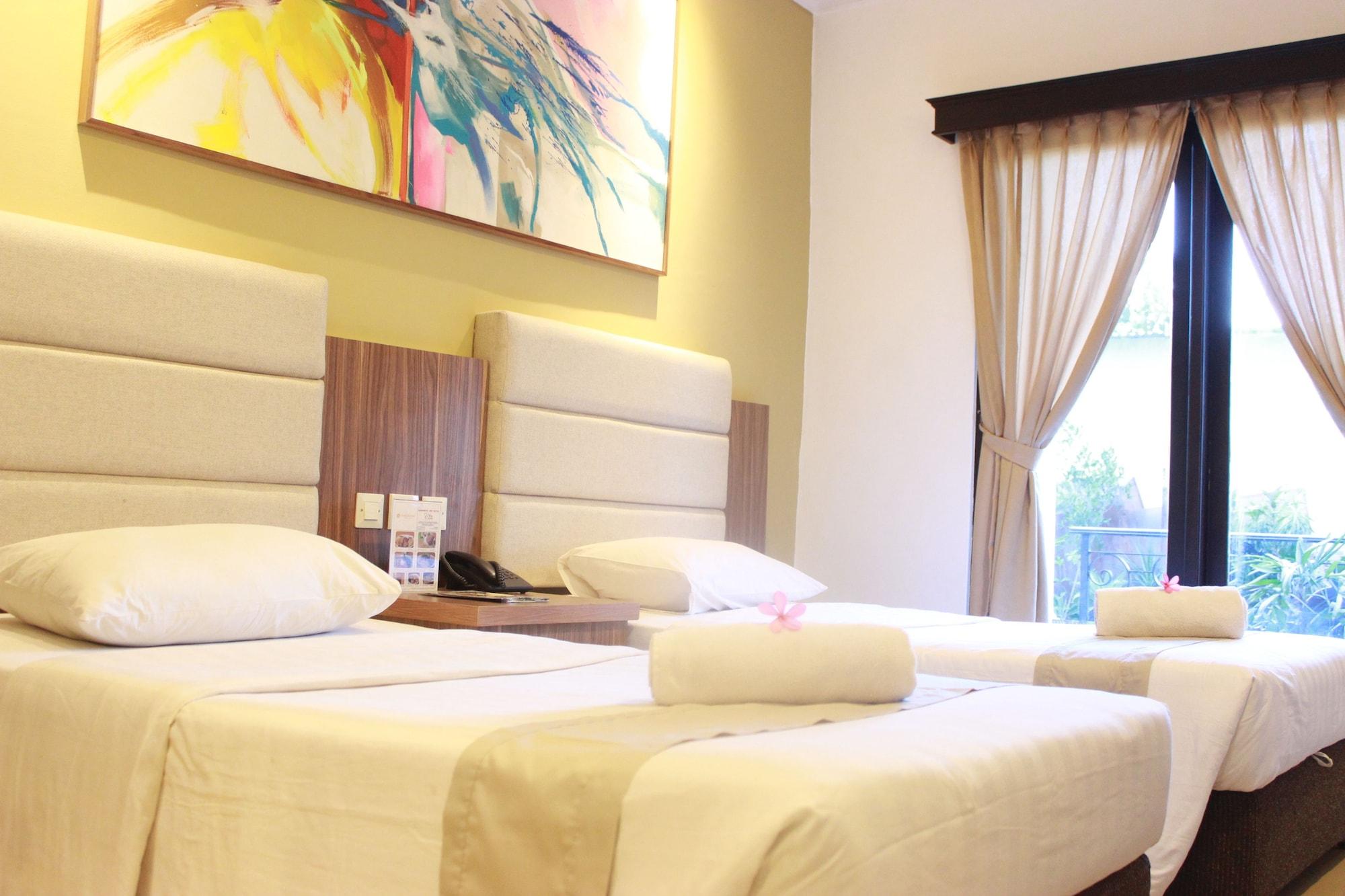 The Grand Palace Hotel Yogyakarta Extérieur photo