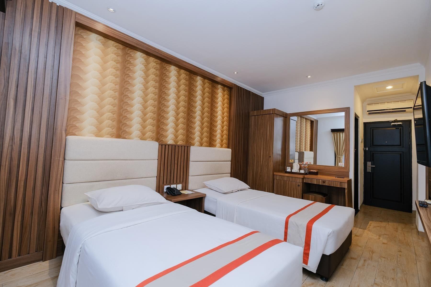 The Grand Palace Hotel Yogyakarta Extérieur photo