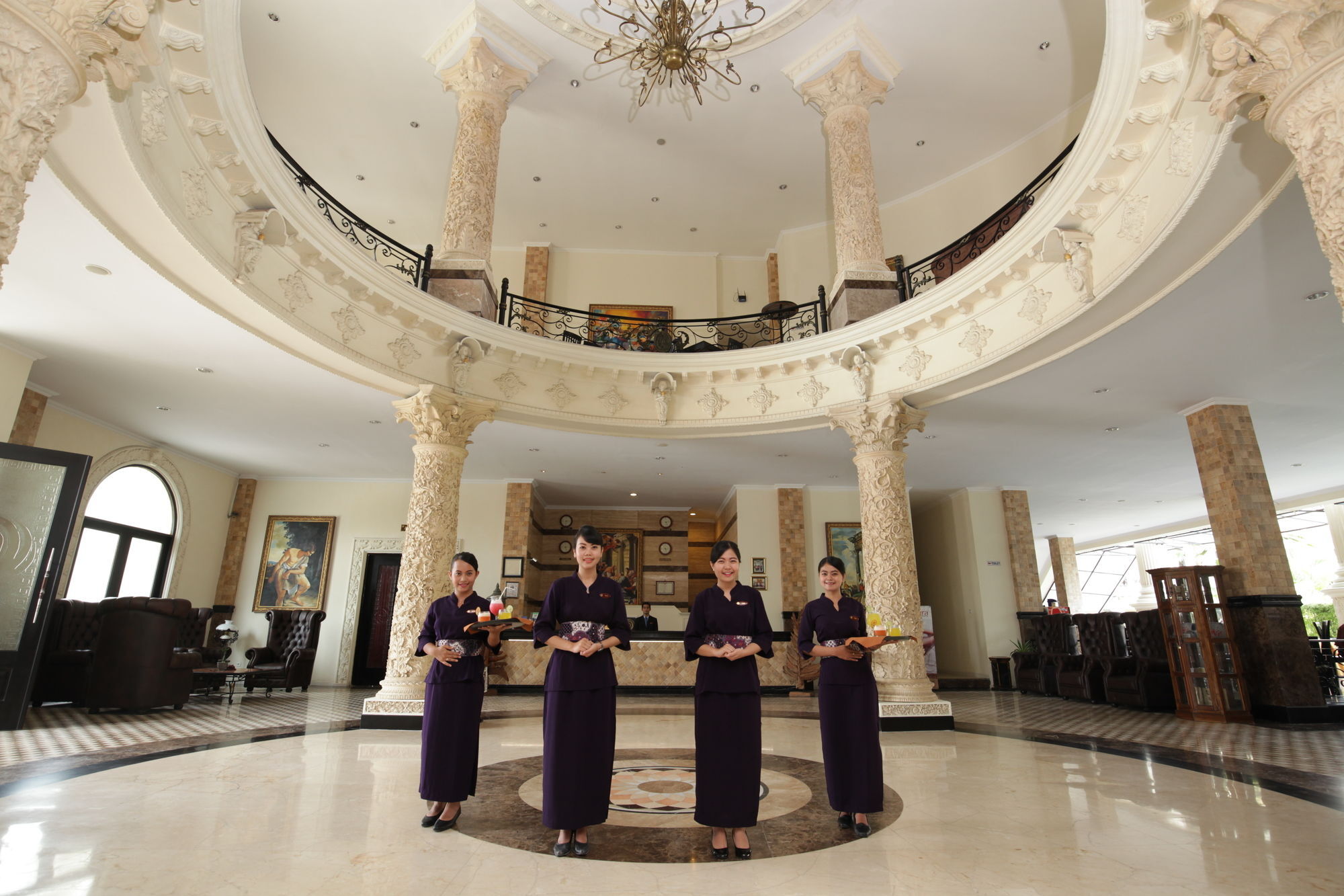 The Grand Palace Hotel Yogyakarta Extérieur photo